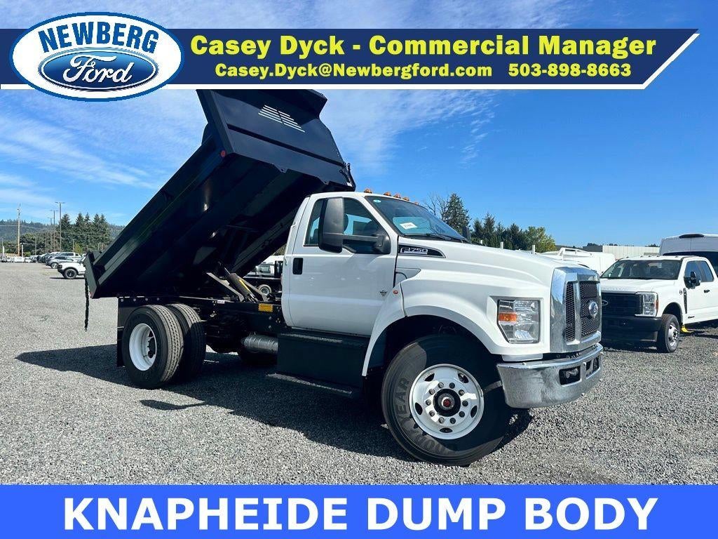 2025 Ford F-750SD